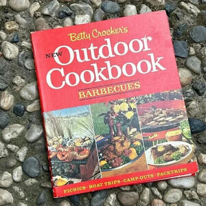 Vintage Betty Crockers New Outdoor Cookbook Barbecues Hardback Spiral Bound 1967